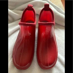 Simon Chang red rain booties / shoes  size 6